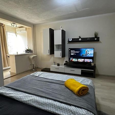 טימישוארה Reeas Apartament מראה חיצוני תמונה